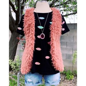 Blush vest